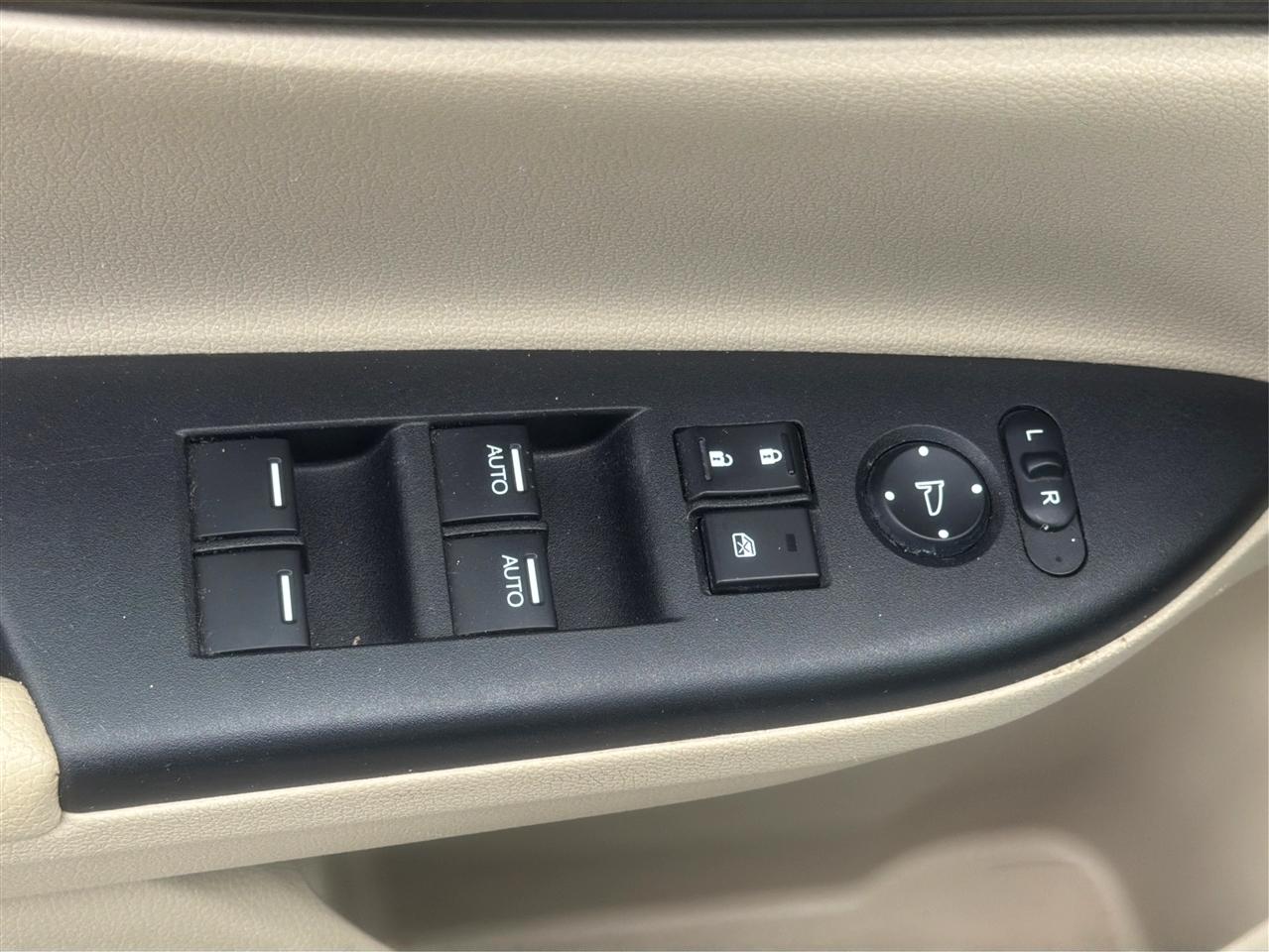 Honda Accord Sedan 4dr V6 Auto EX-L w/Navi 2014