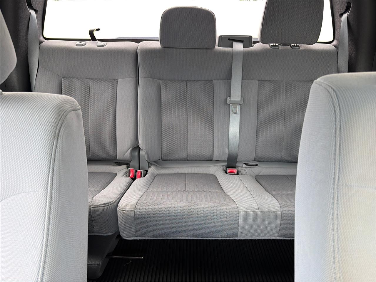 Ford F-150 2WD SuperCrew 145" XLT 2012
