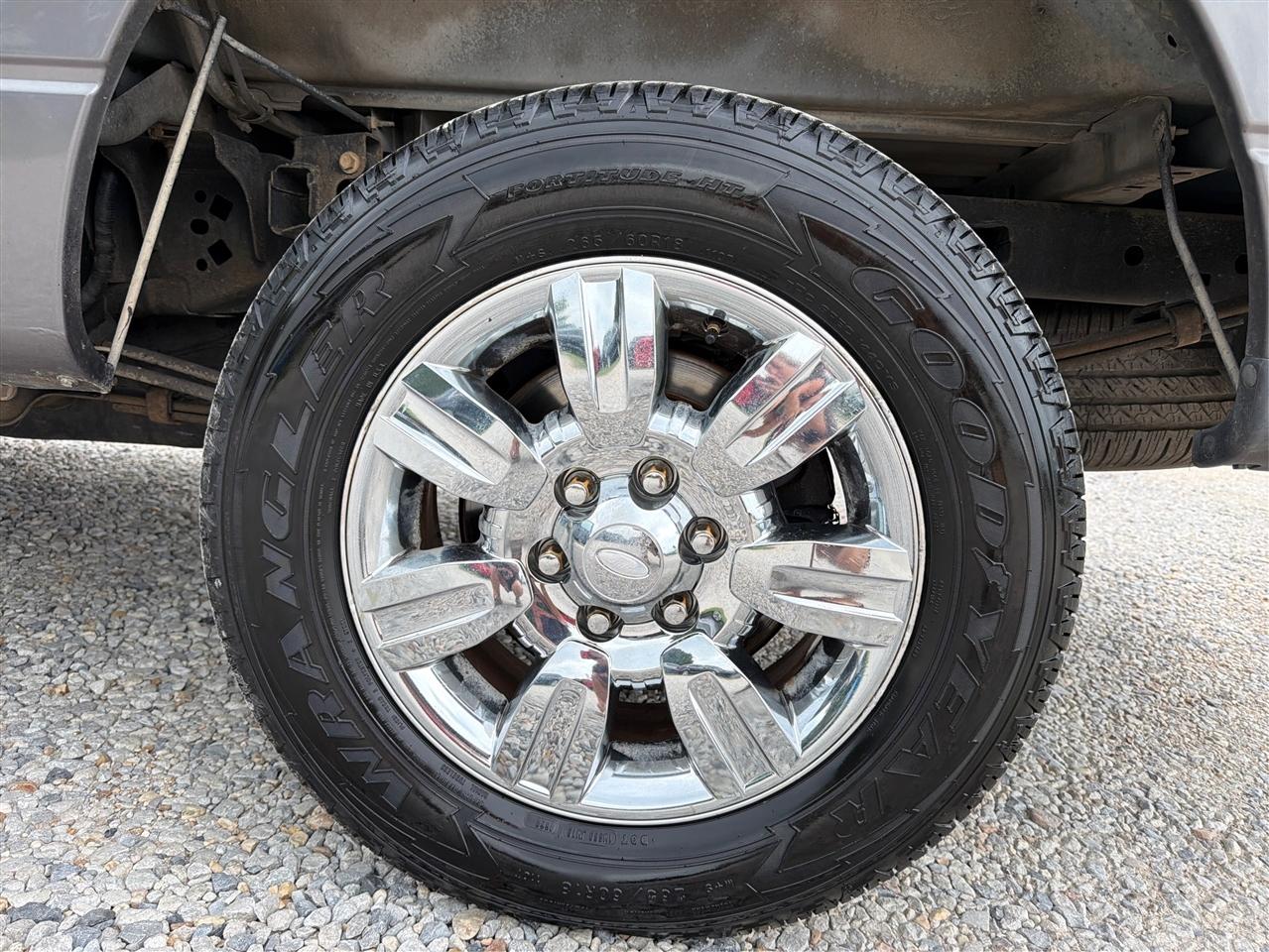 Ford F-150 2WD SuperCrew 145" XLT 2012
