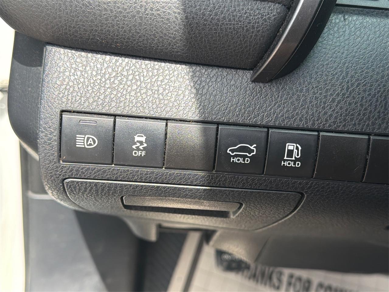 Toyota Camry SE 2019