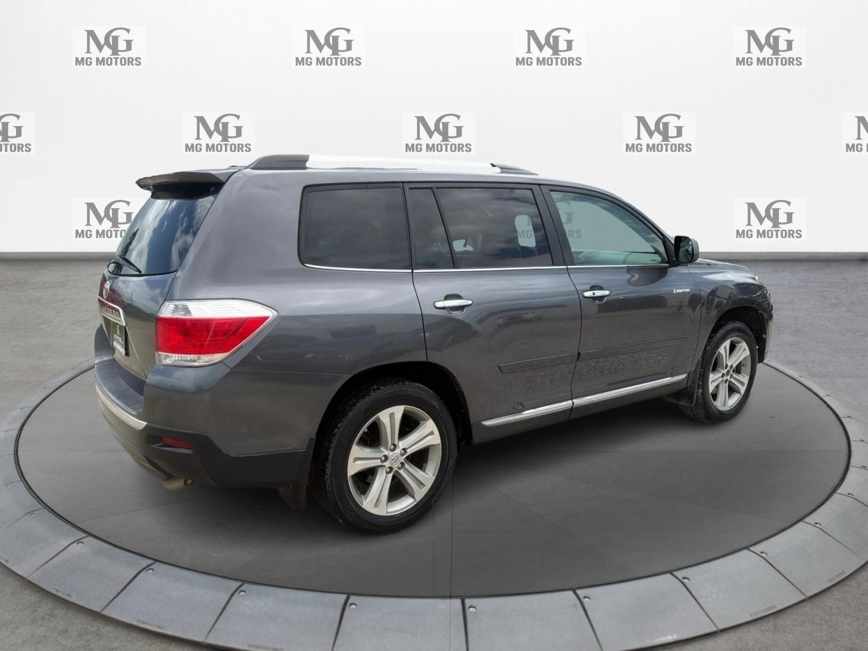 Toyota Highlander  2012