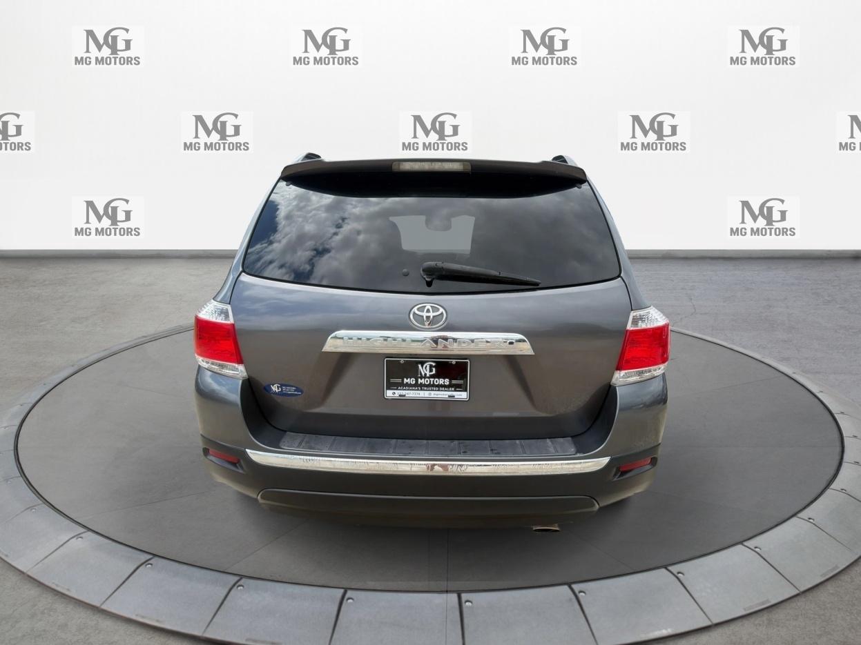 Toyota Highlander  2012