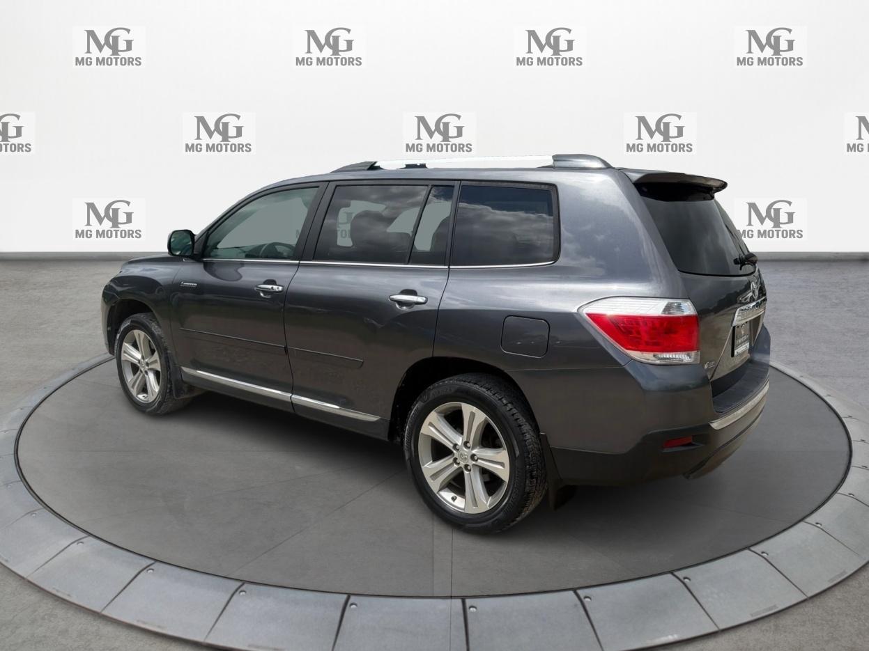 Toyota Highlander  2012