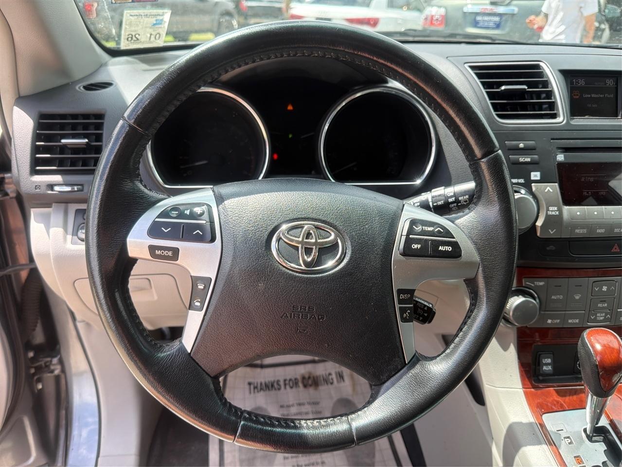 Toyota Highlander  2012