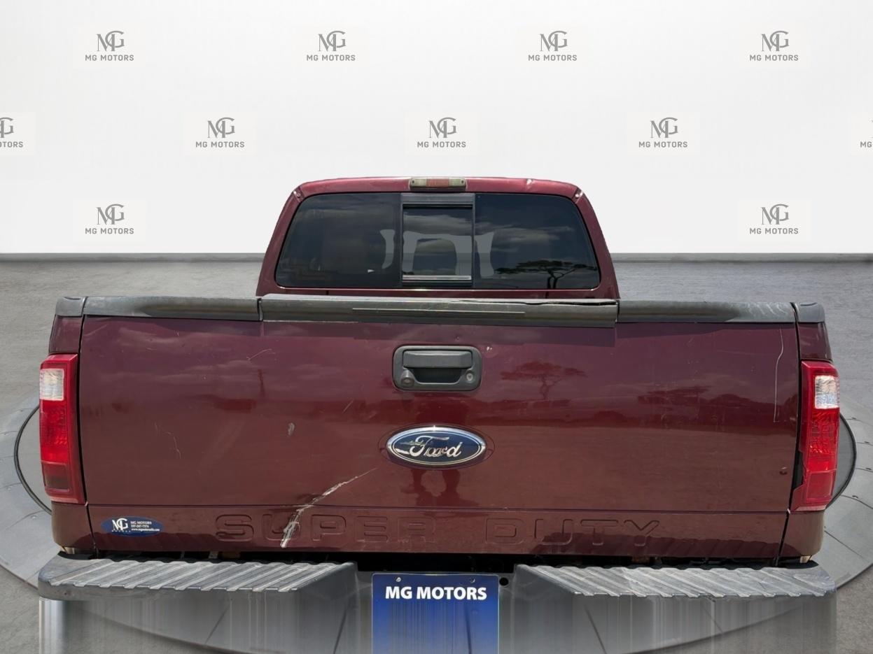 Ford Super Duty F-250 SRW 4WD Crew Cab 156" Lariat 2011