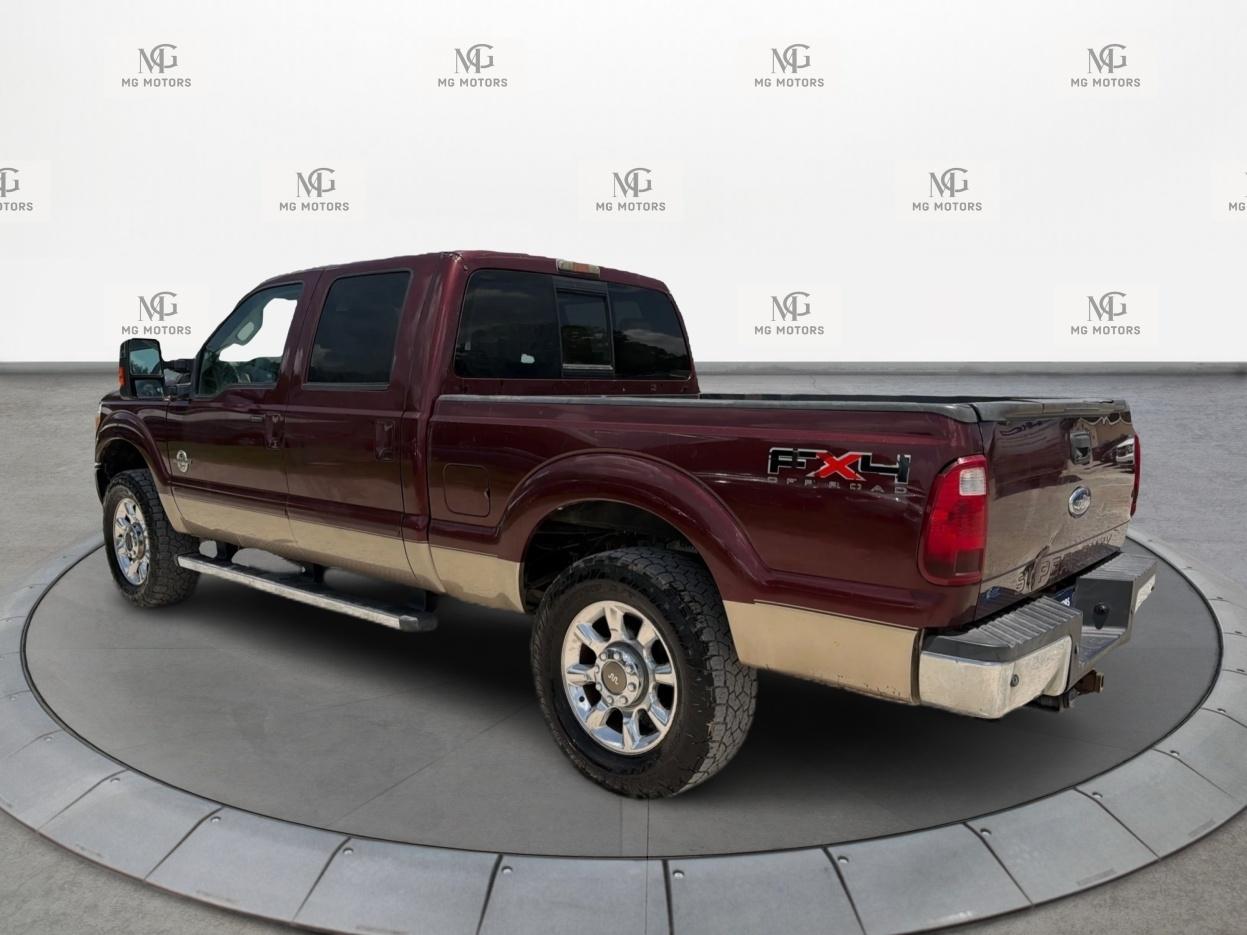 Ford Super Duty F-250 SRW 4WD Crew Cab 156" Lariat 2011