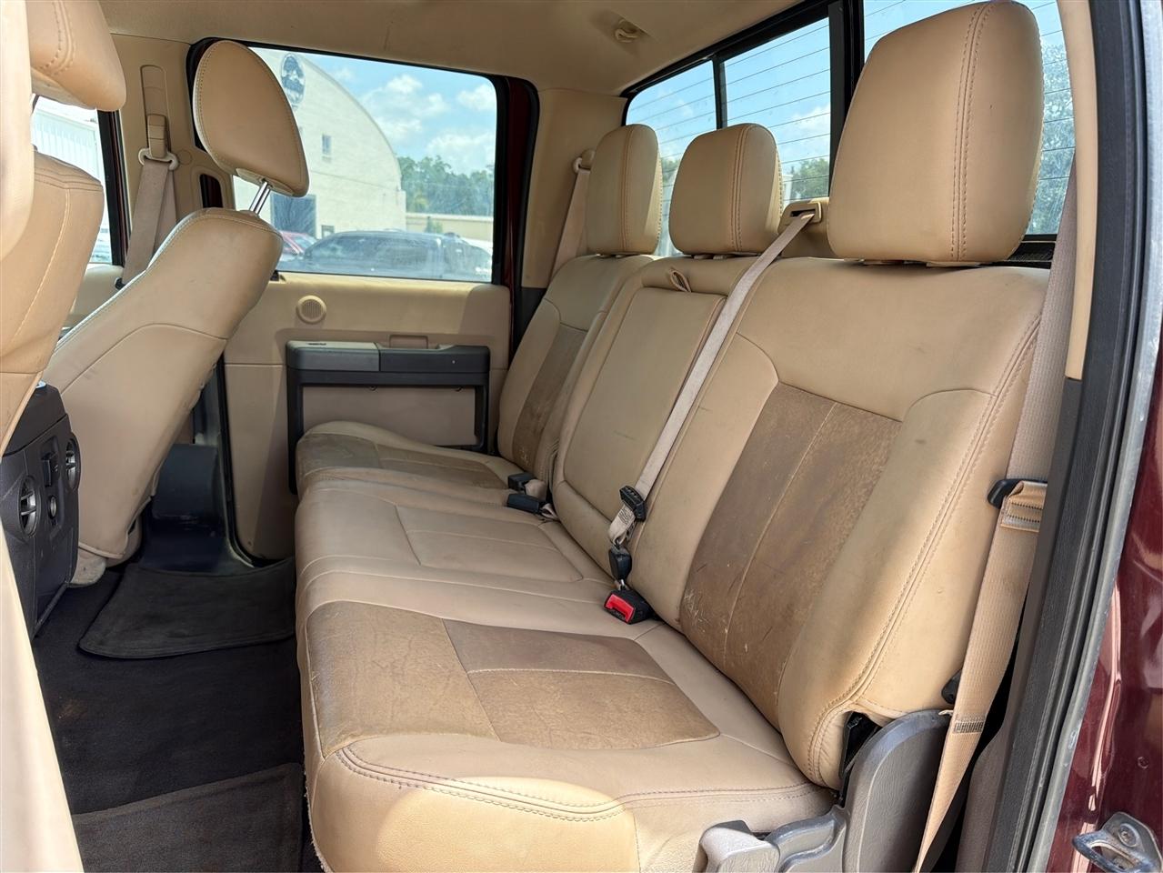 Ford Super Duty F-250 SRW 4WD Crew Cab 156" Lariat 2011