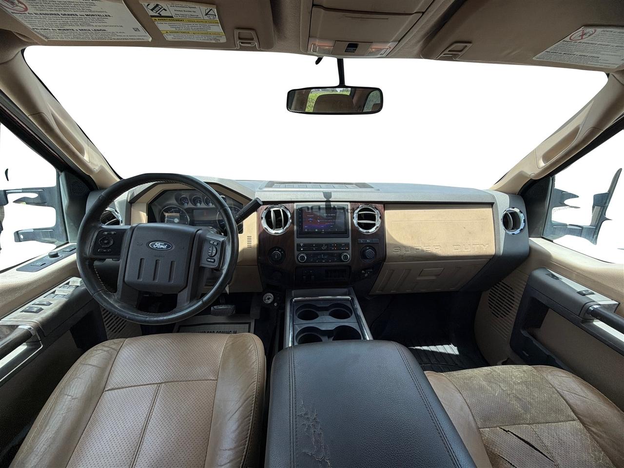 Ford Super Duty F-250 SRW 4WD Crew Cab 156" Lariat 2011