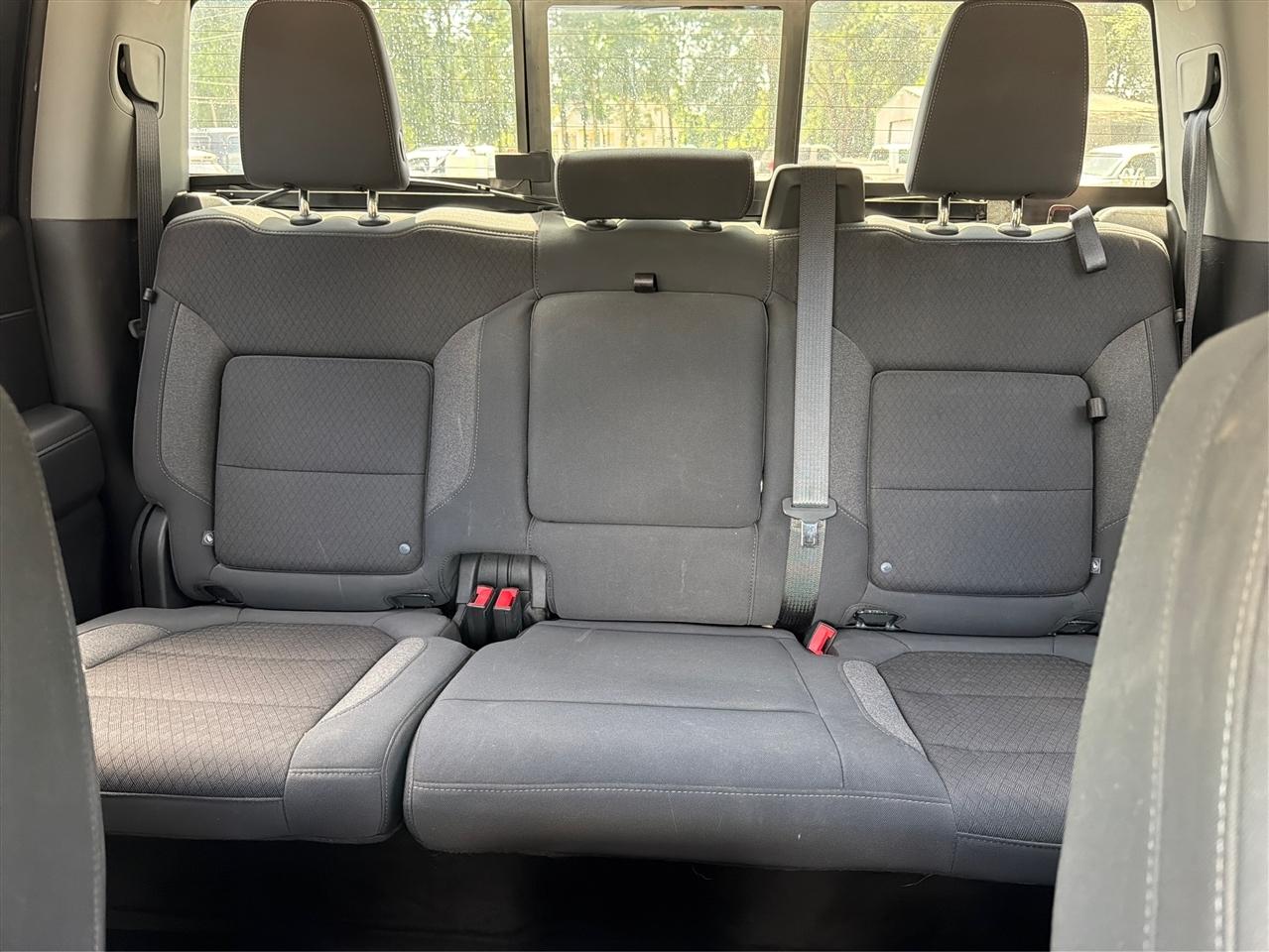 Chevrolet Silverado 1500 4WD Crew Cab 147" RST 2020