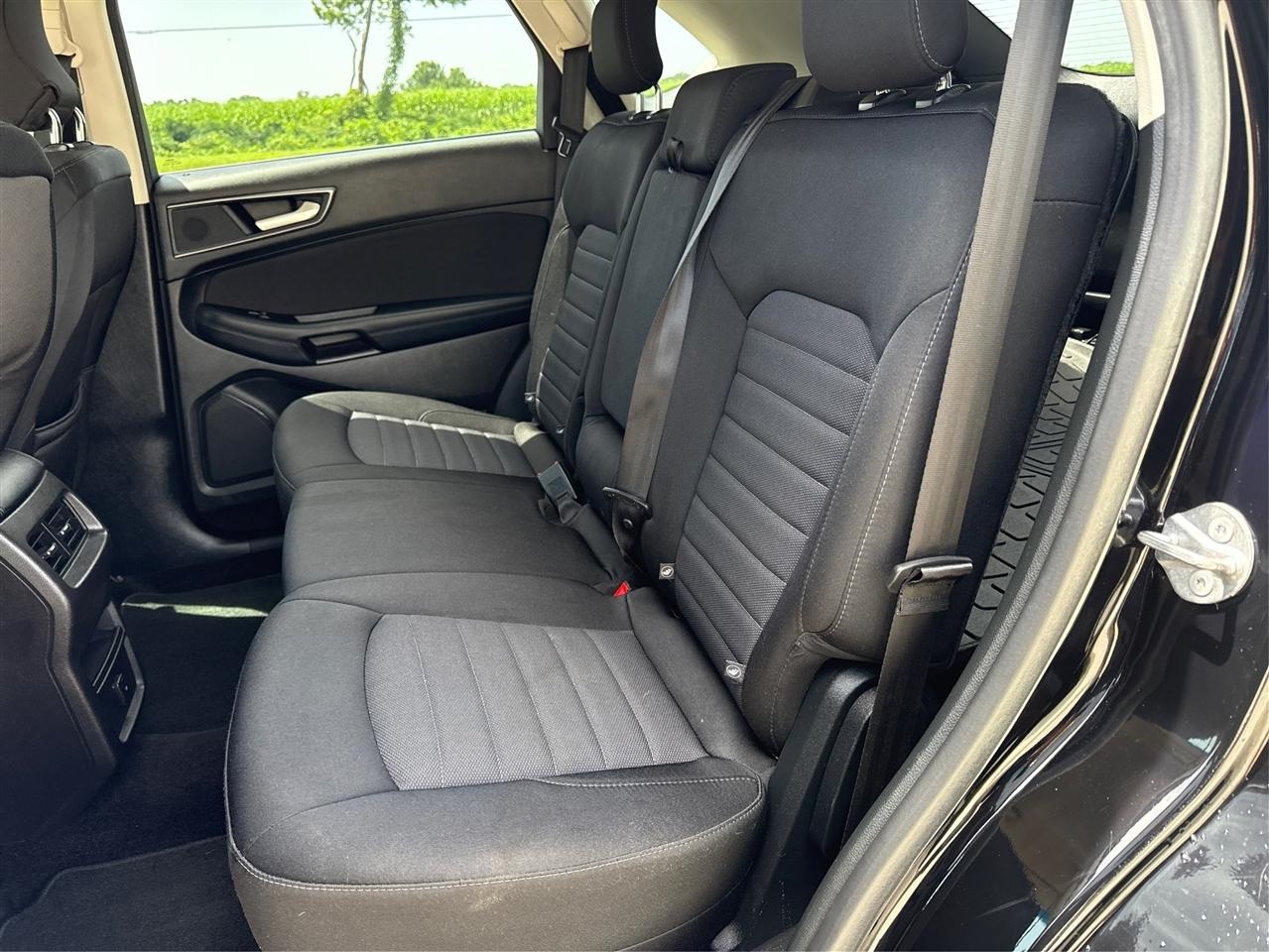 Ford Edge SE FWD 2018