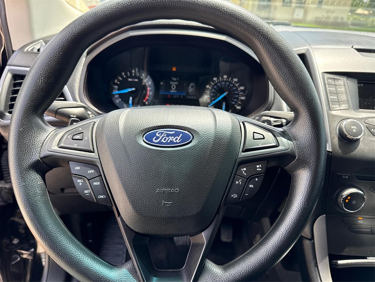 Ford Edge SE FWD 2018