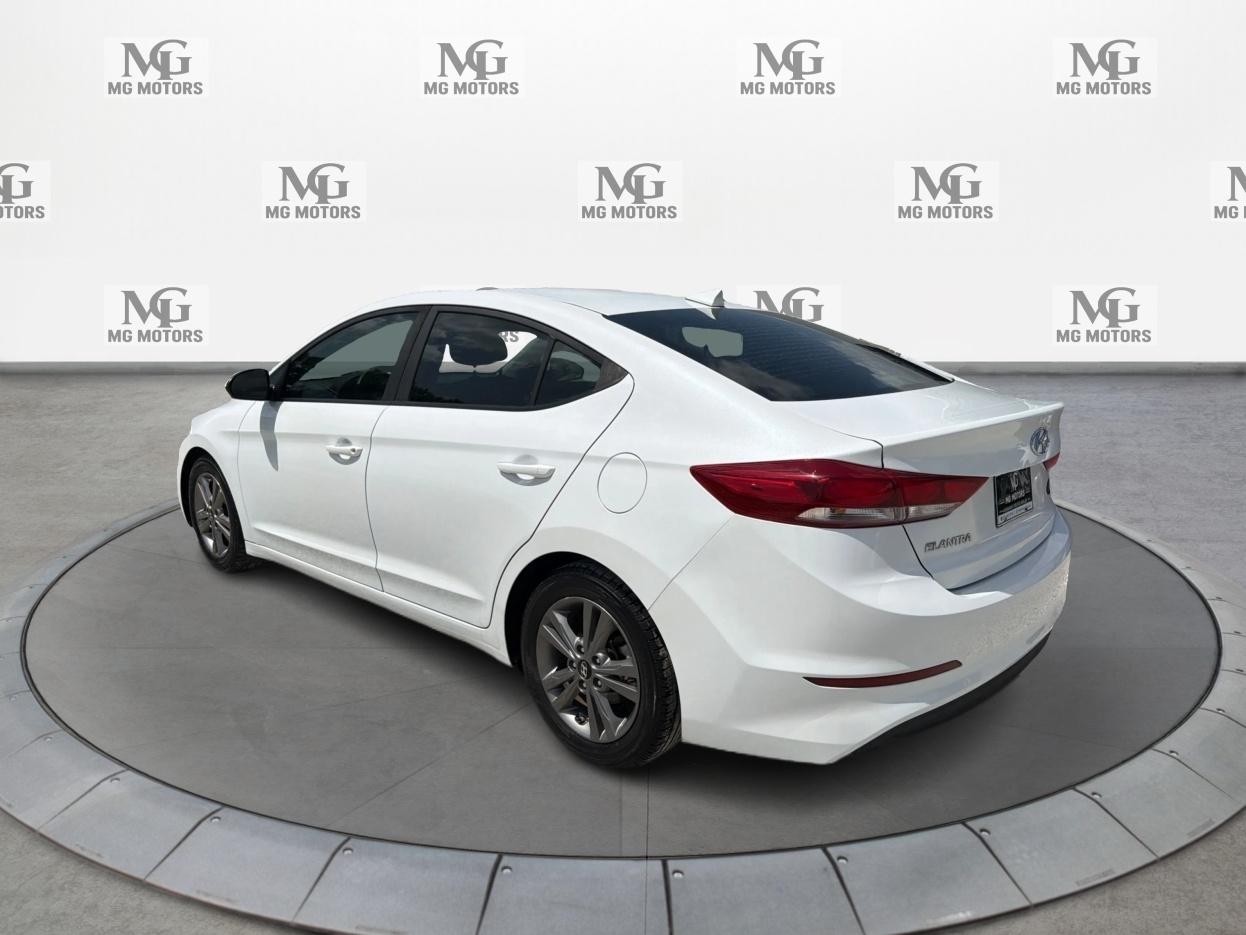Hyundai Elantra  2018