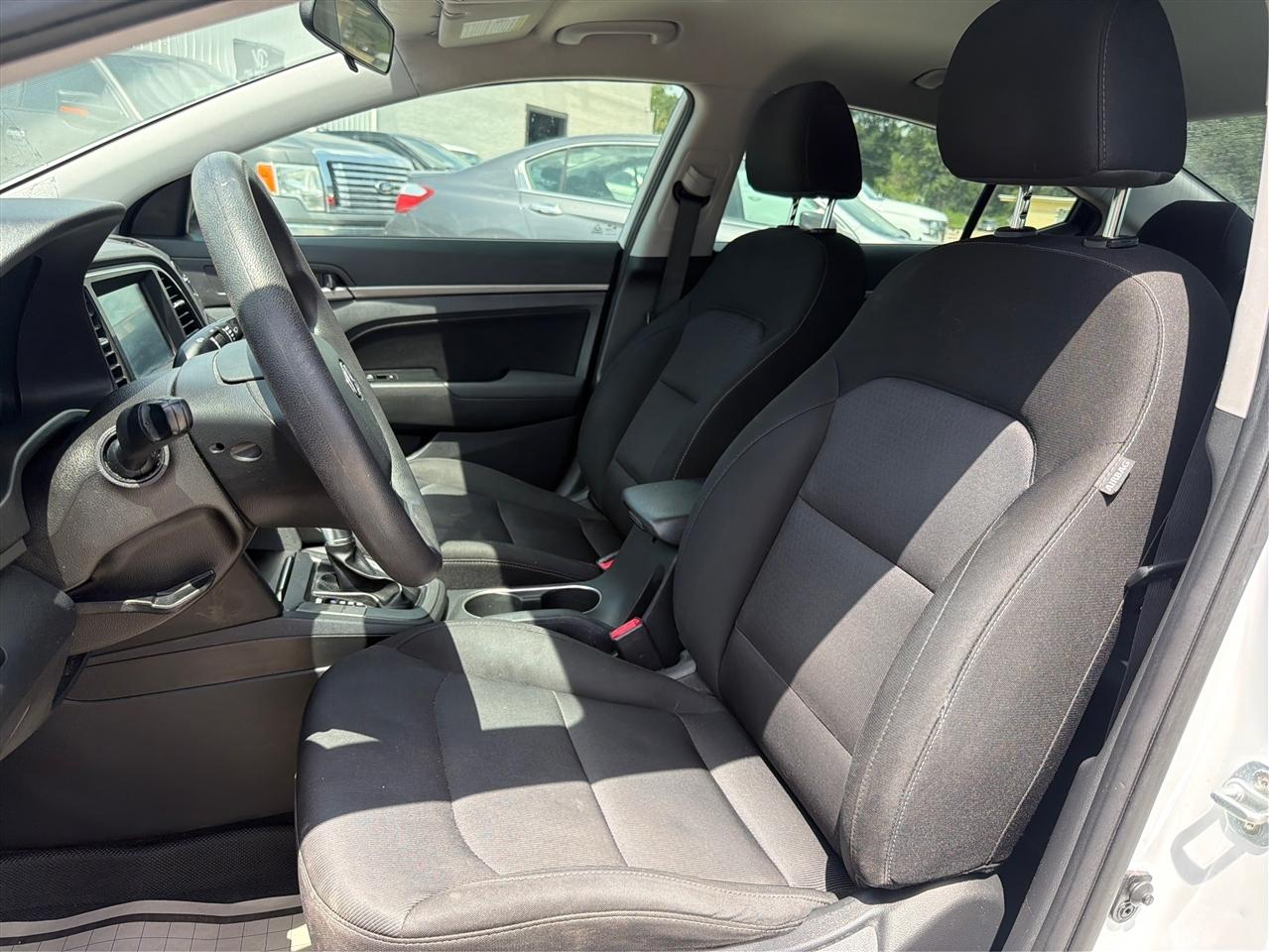 Hyundai Elantra  2018