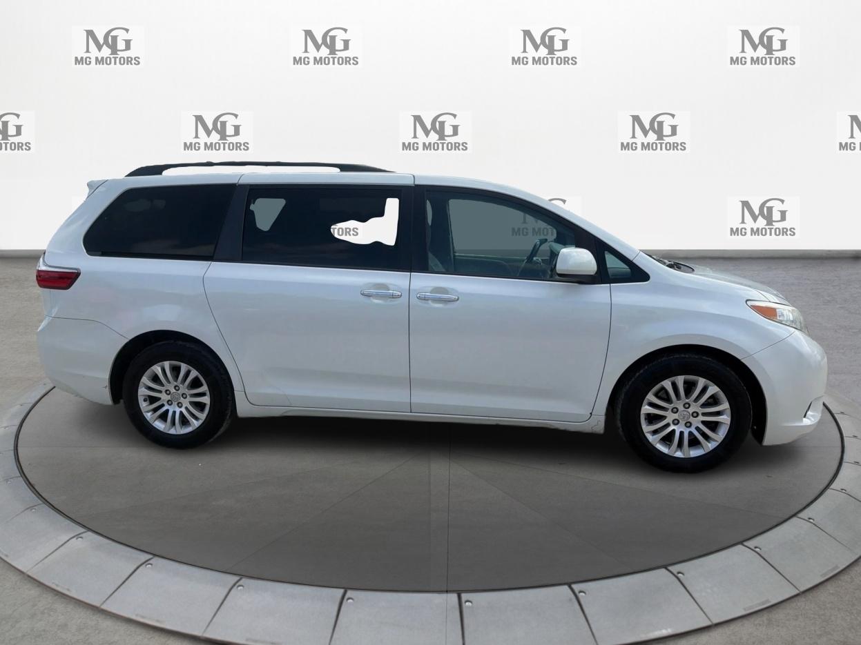 Toyota Sienna  2017