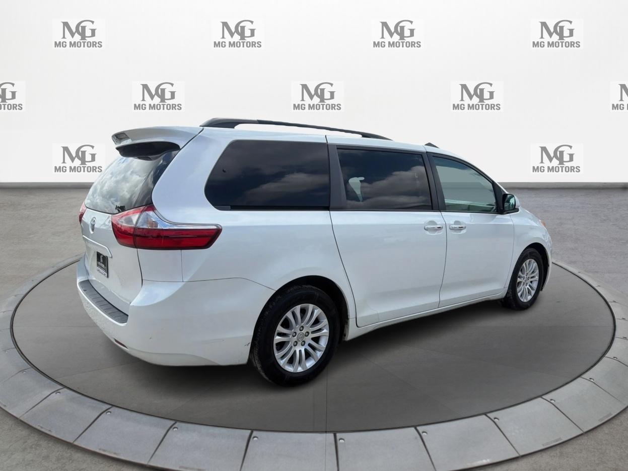Toyota Sienna  2017