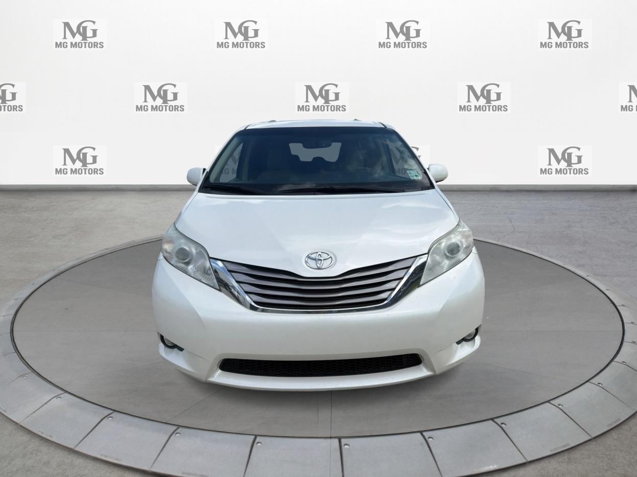 Toyota Sienna  2017