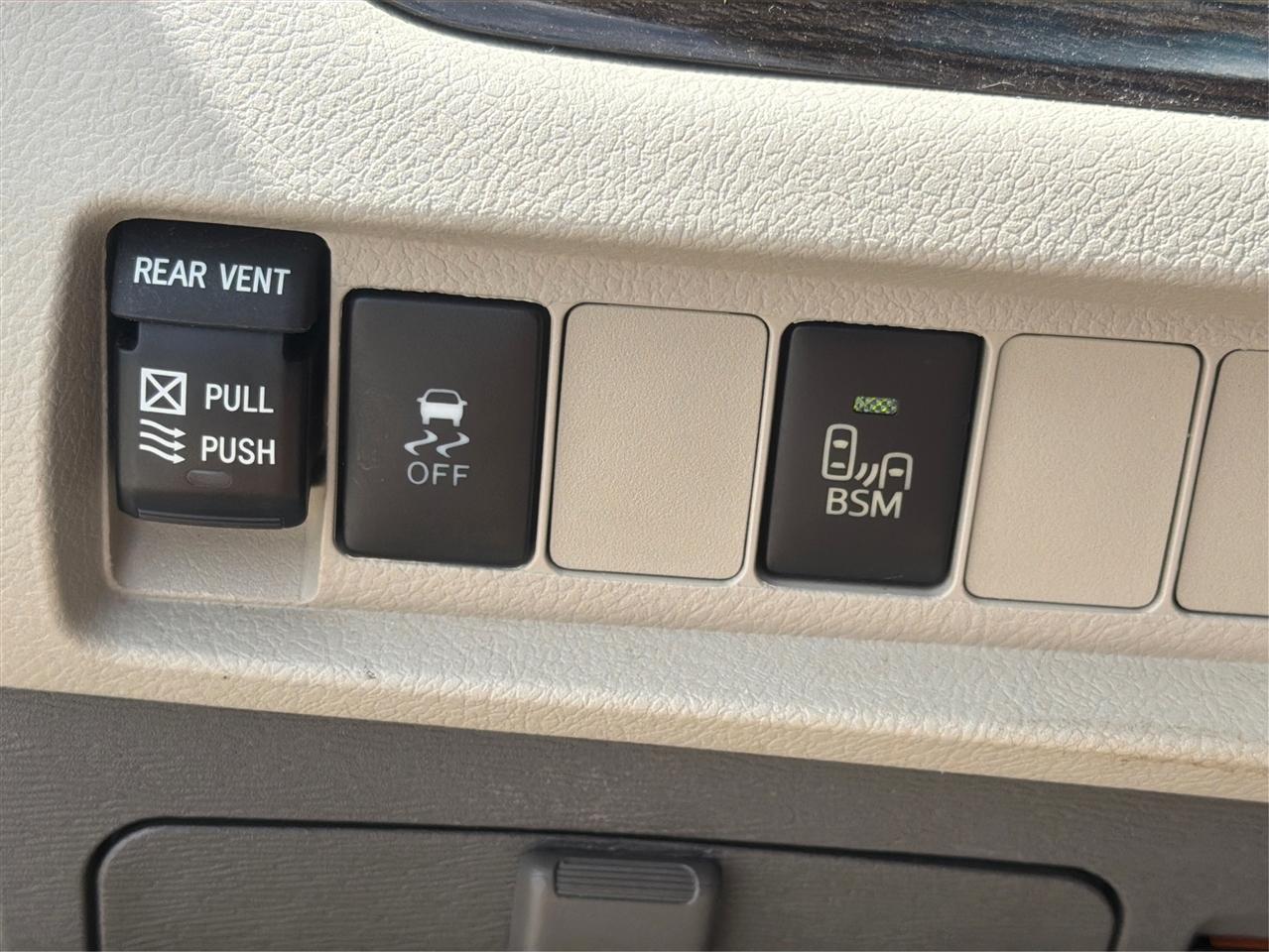 Toyota Sienna  2017