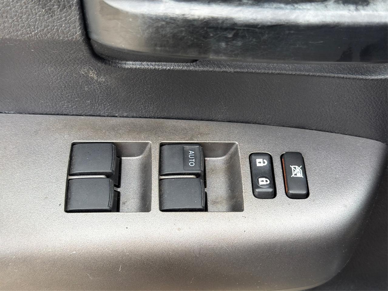 Toyota Tundra 2WD Truck  2013