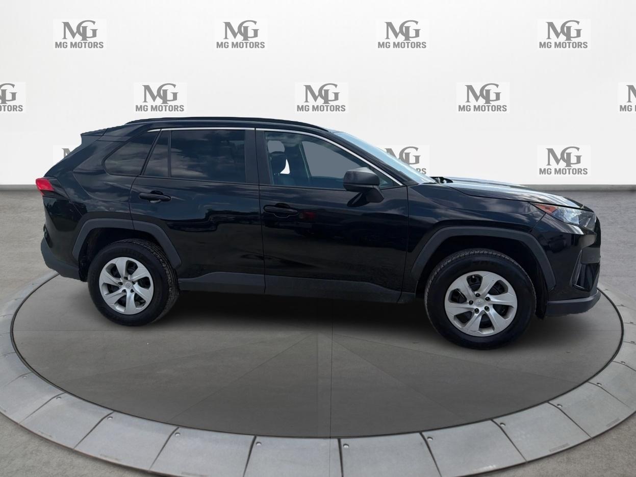Toyota RAV4 LE FWD 2021