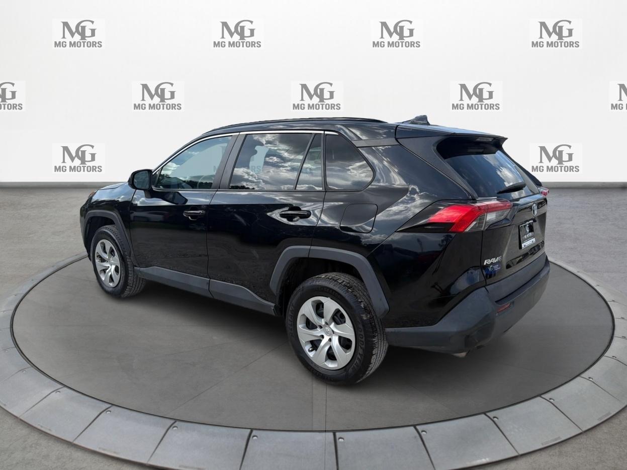 Toyota RAV4 LE FWD 2021