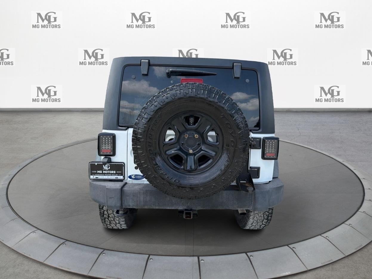 Jeep Wrangler Unlimited 4WD 4dr Sport 2015