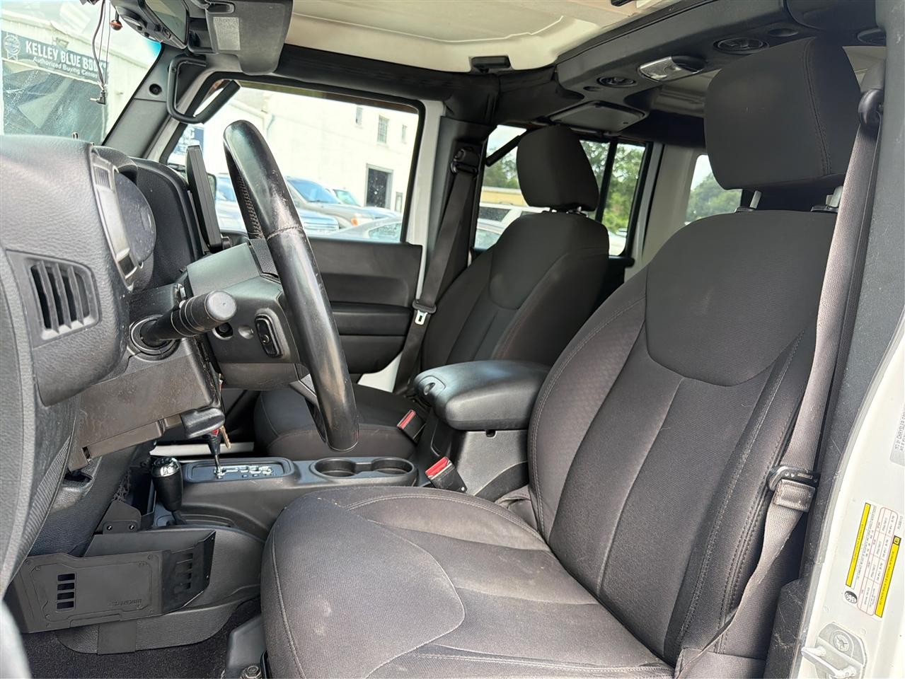 Jeep Wrangler Unlimited 4WD 4dr Sport 2015