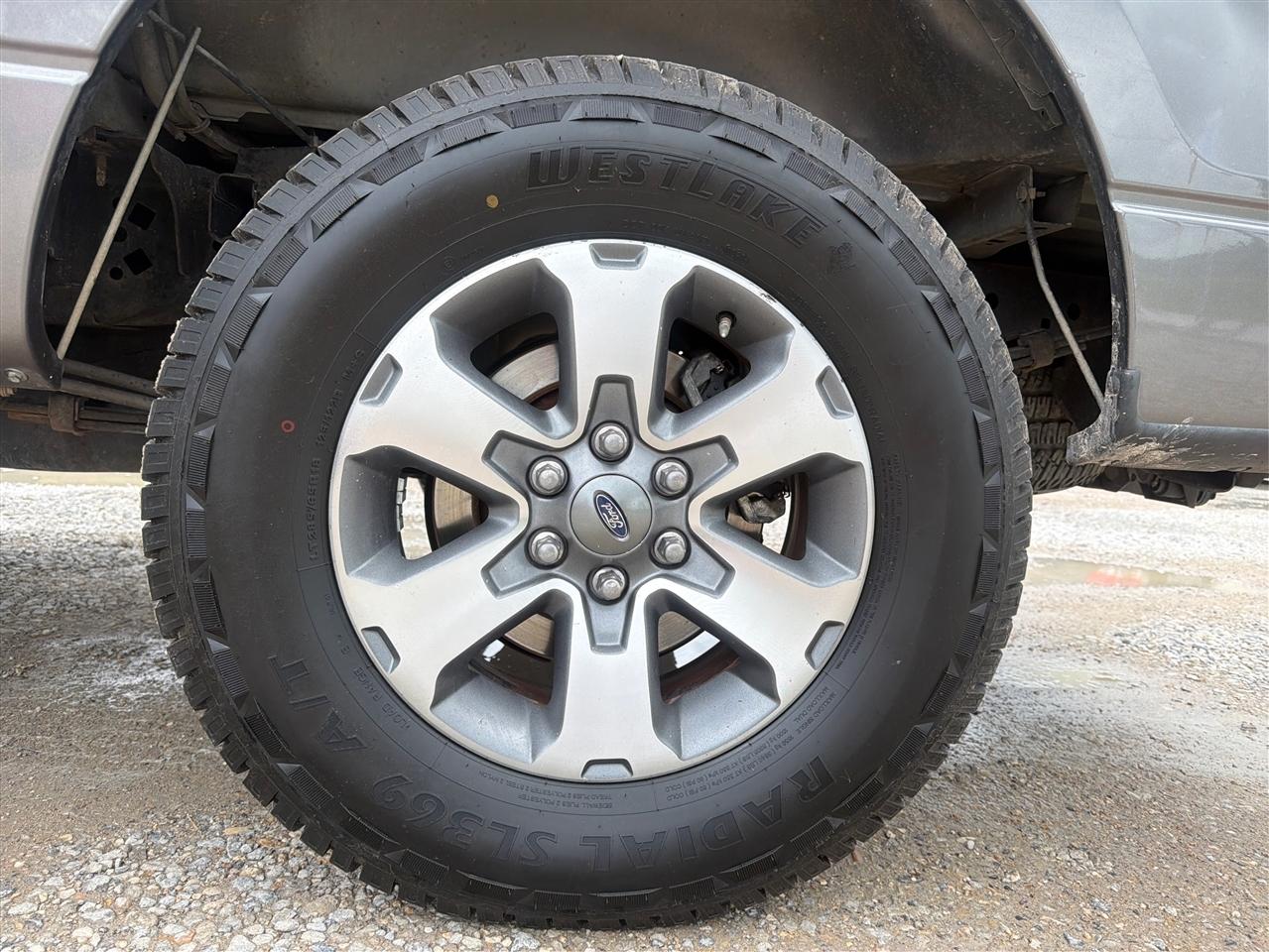 Ford F-150 2WD SuperCrew 145" XLT 2014