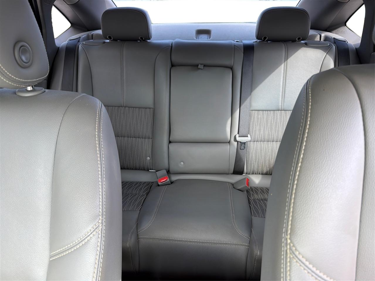 Chevrolet Impala 4dr Sdn LT w/1LT 2018