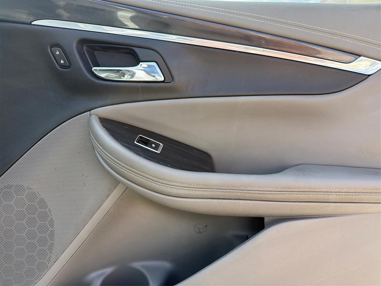 Chevrolet Impala 4dr Sdn LT w/1LT 2018
