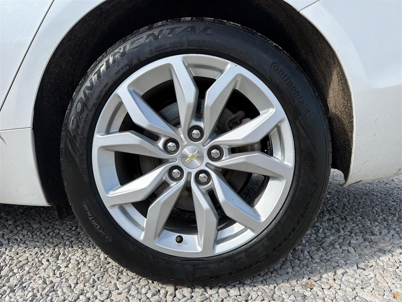 Chevrolet Impala 4dr Sdn LT w/1LT 2018