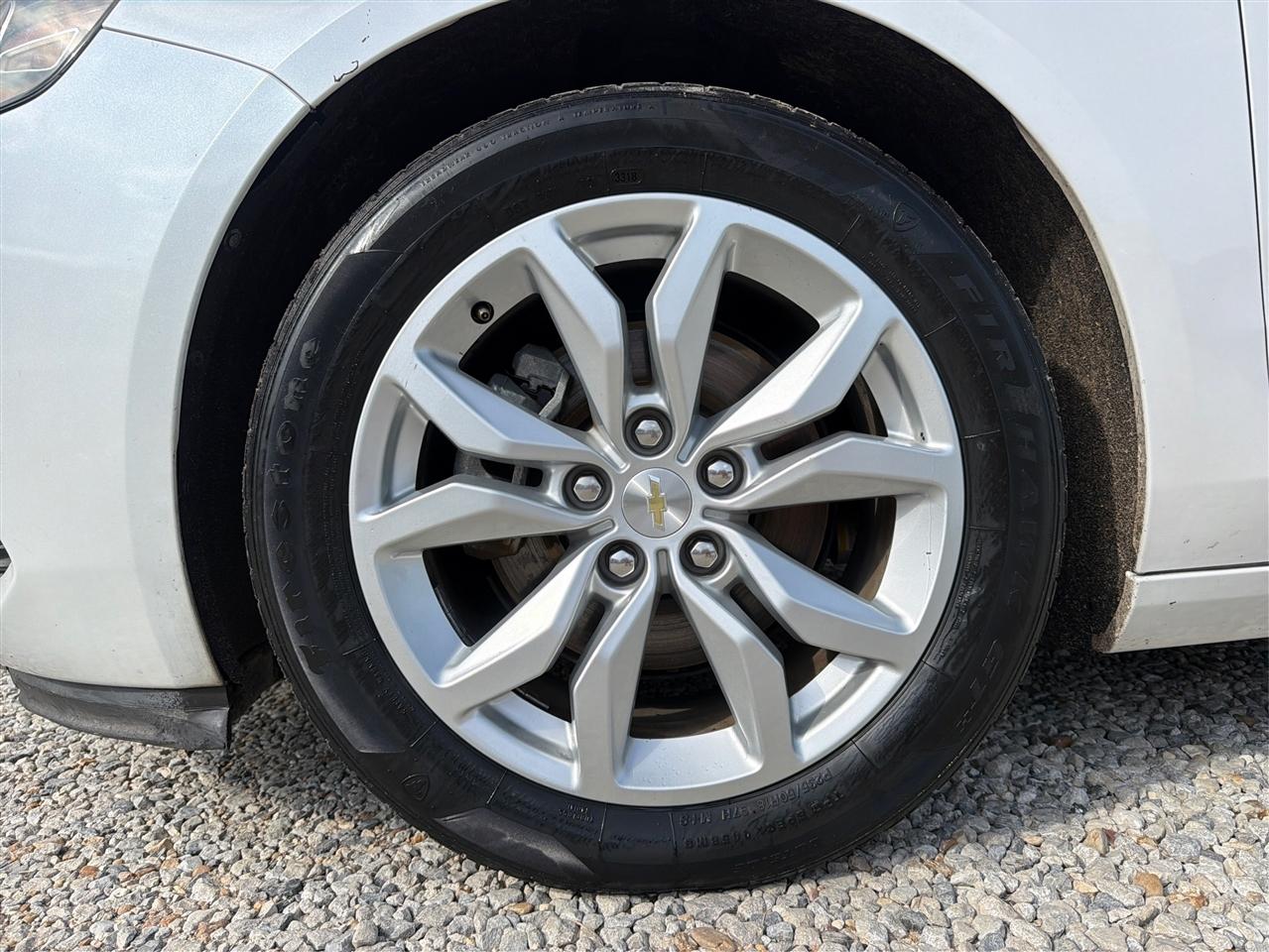 Chevrolet Impala 4dr Sdn LT w/1LT 2018