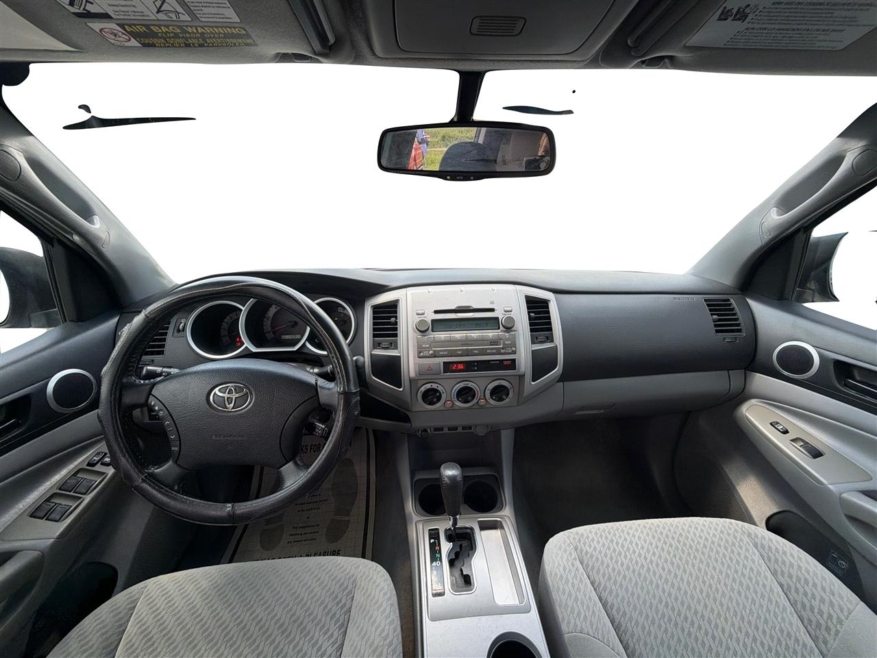 Toyota Tacoma  2011