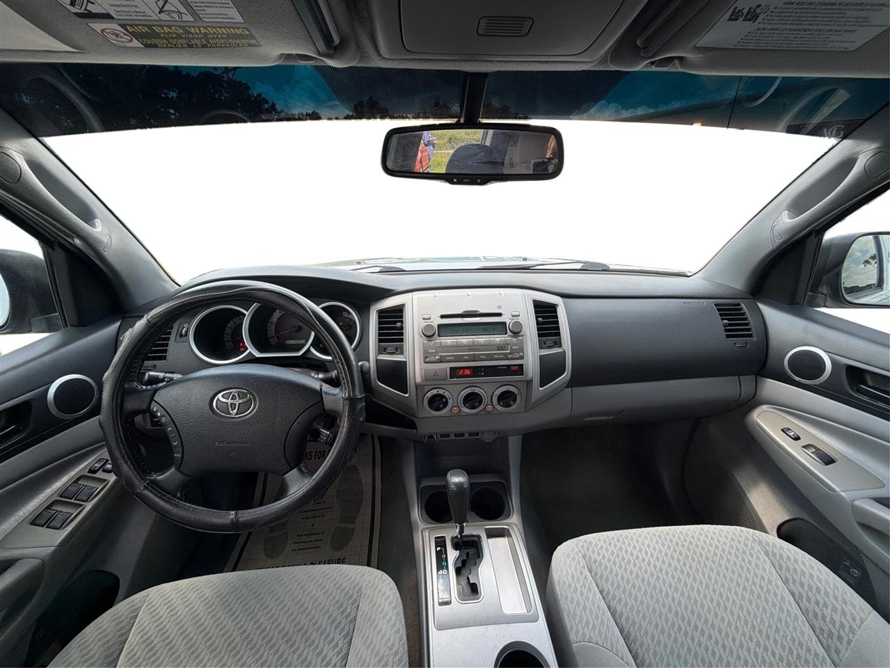 Toyota Tacoma  2011