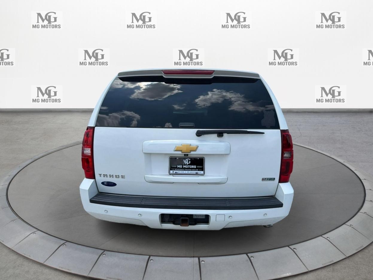 Chevrolet Tahoe 2WD 4dr 1500 LT 2012
