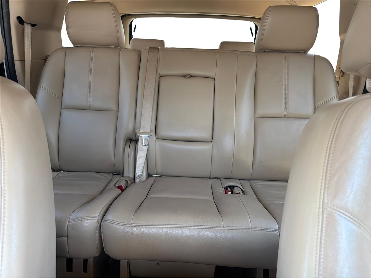 Chevrolet Tahoe 2WD 4dr 1500 LT 2012