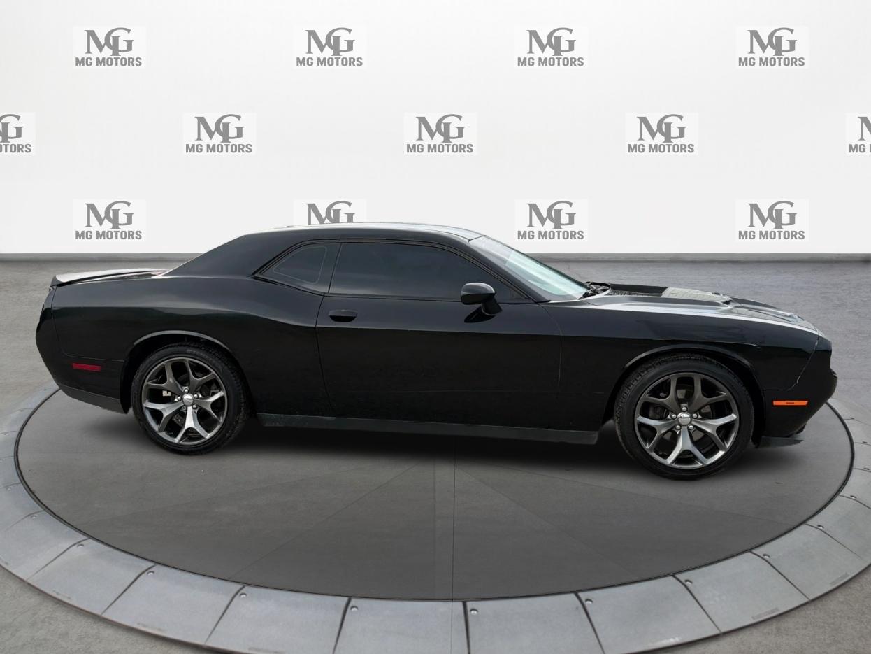 Dodge Challenger 2dr Cpe SXT 2016