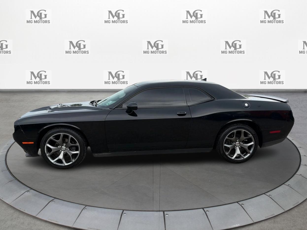 Dodge Challenger 2dr Cpe SXT 2016