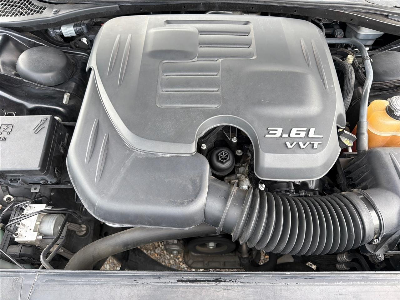 Dodge Challenger 2dr Cpe SXT 2016