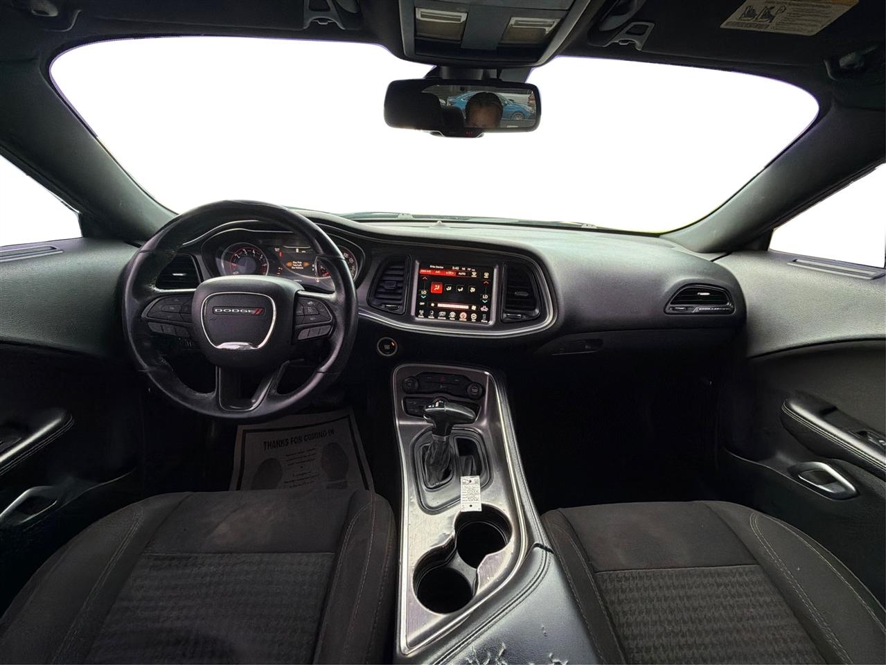 Dodge Challenger 2dr Cpe SXT 2016
