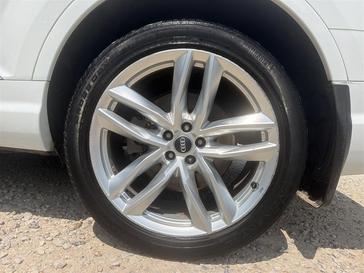 Audi Q7 SE Premium Plus 45 TFSI quattro 2019