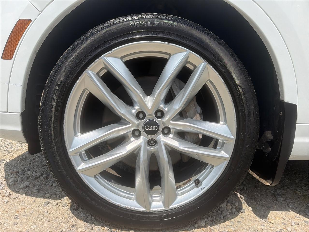 Audi Q7 SE Premium Plus 45 TFSI quattro 2019