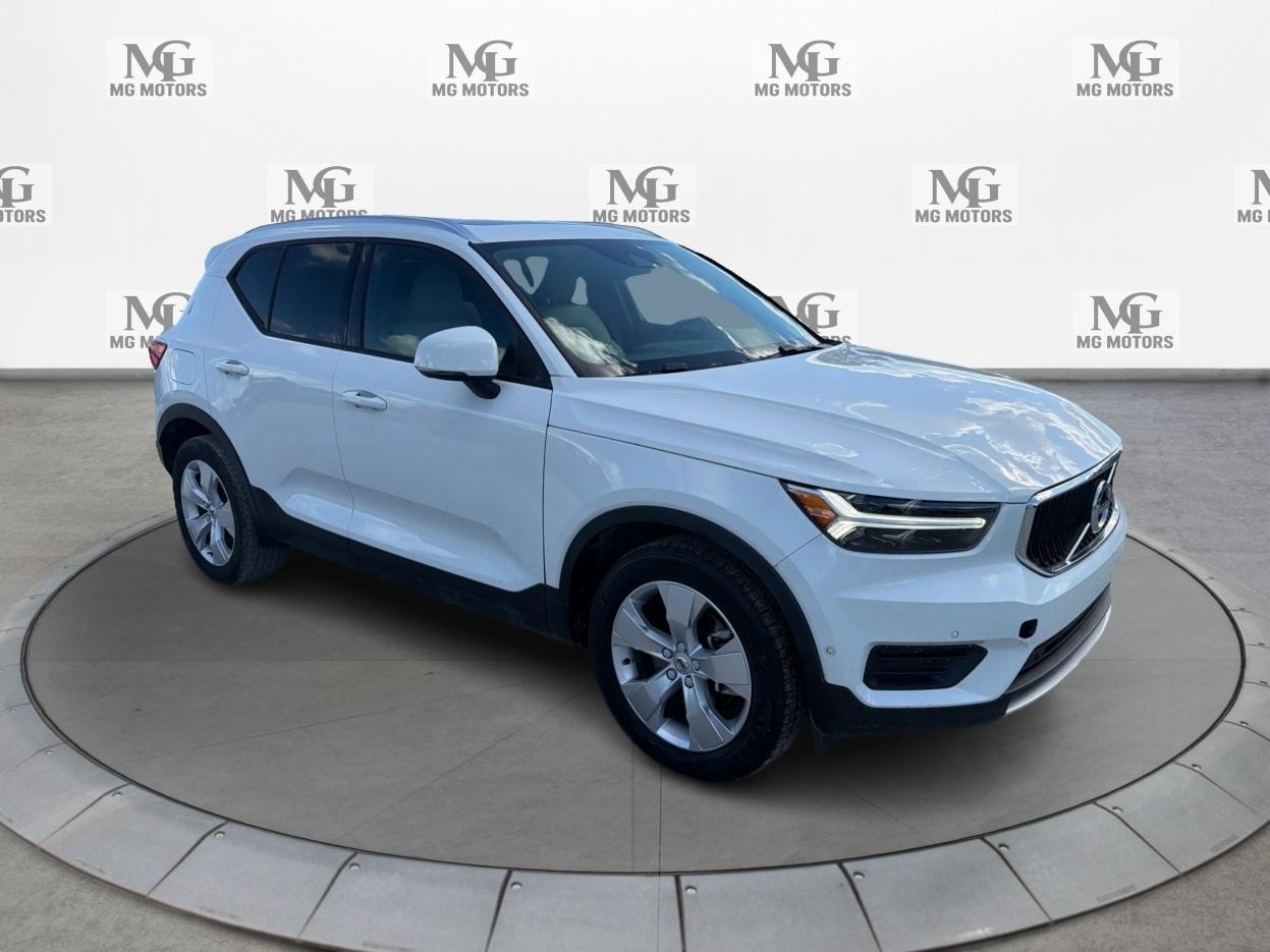 2019 Volvo XC40 T4 FWD Momentum