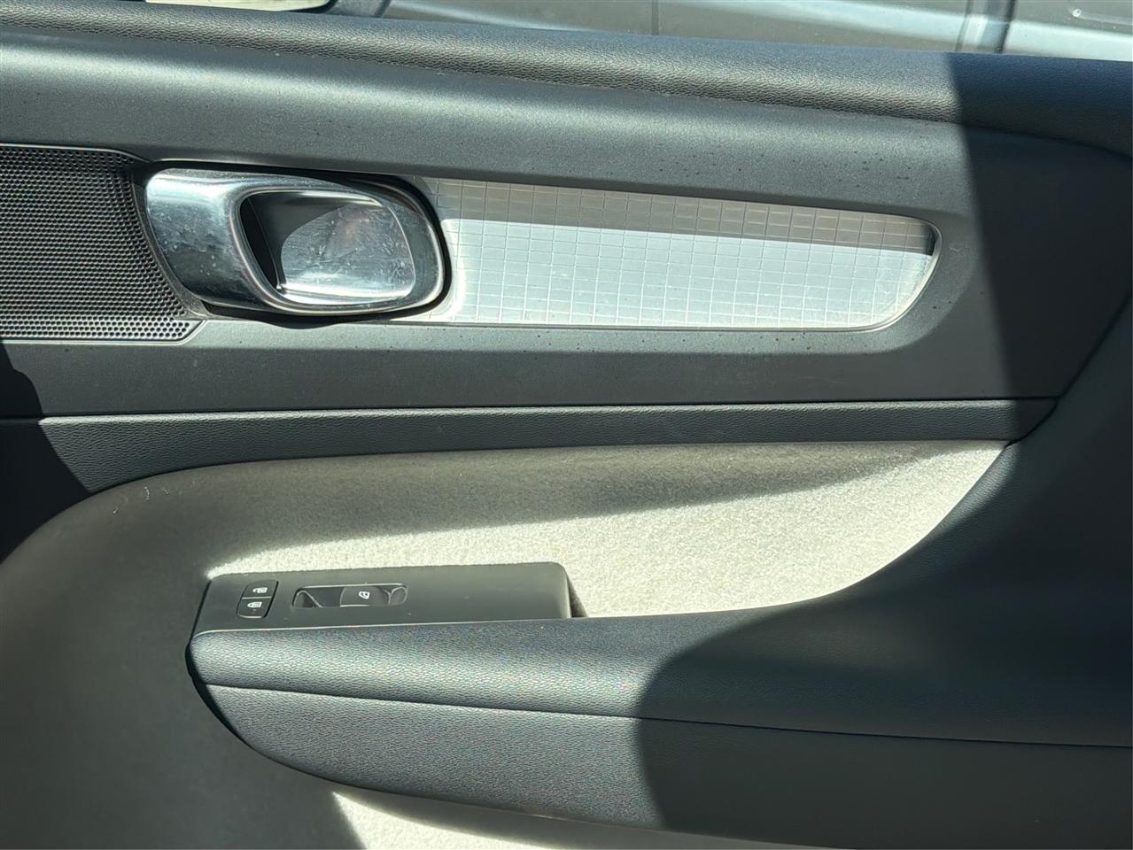 Volvo XC40 T4 FWD Momentum 2019