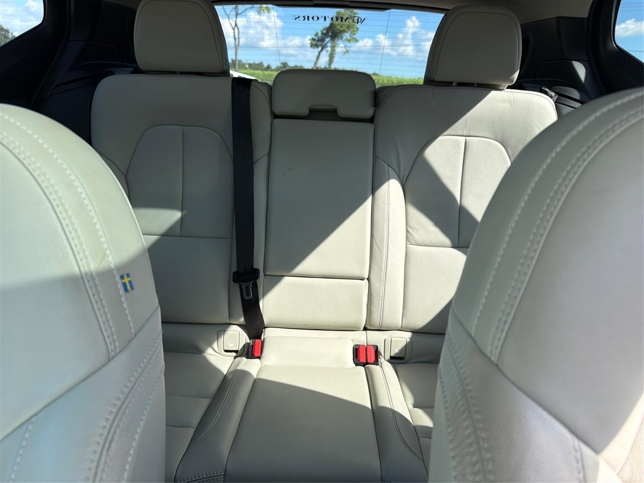 Volvo XC40 T4 FWD Momentum 2019
