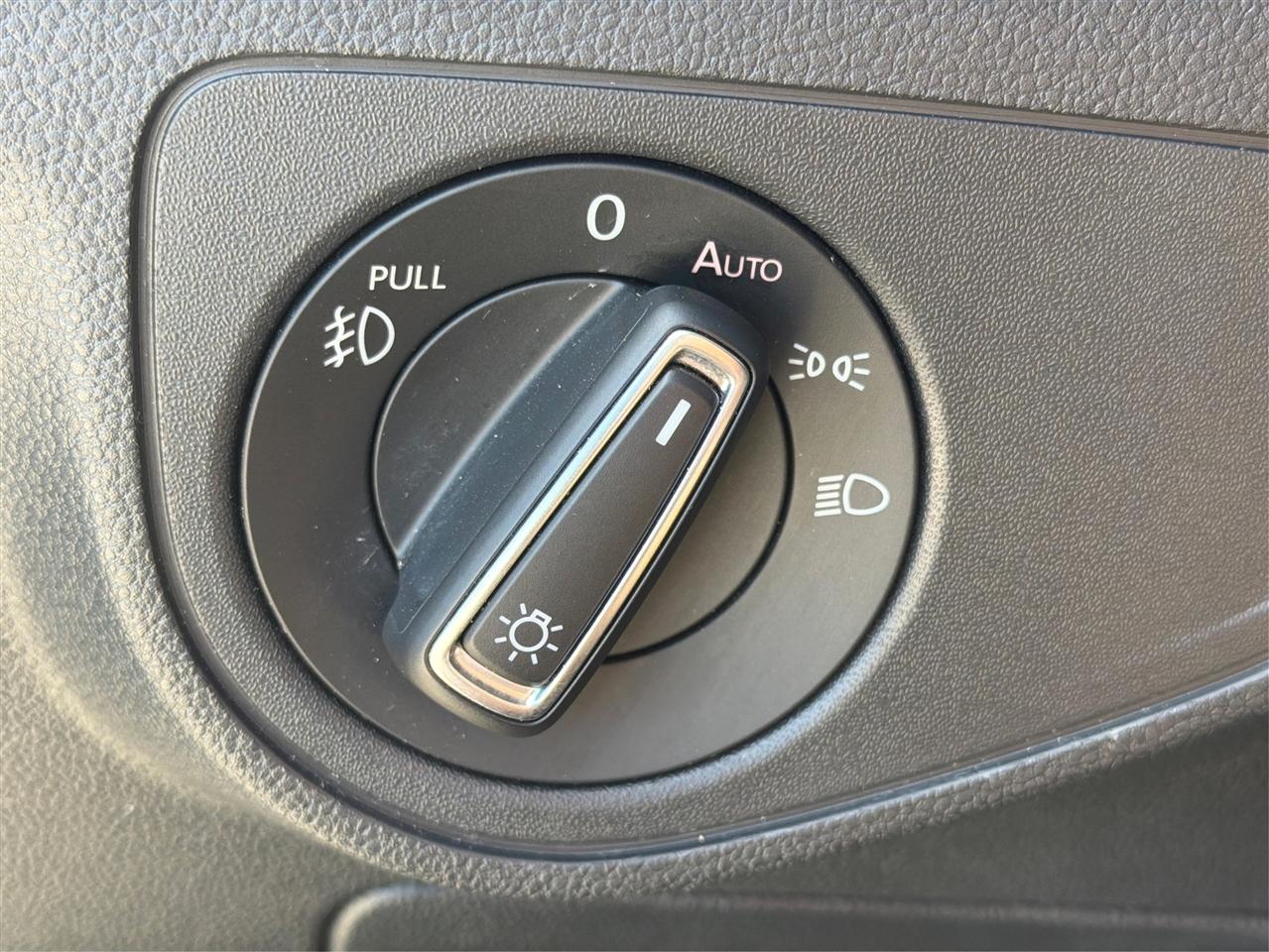 Volkswagen Atlas 3.6L V6 SEL FWD 2018