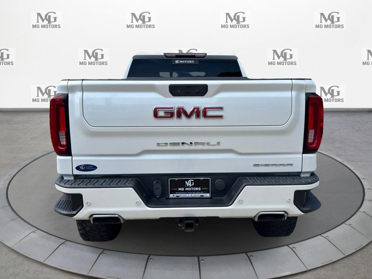 GMC Sierra 1500 4WD Crew Cab 147" Denali 2020
