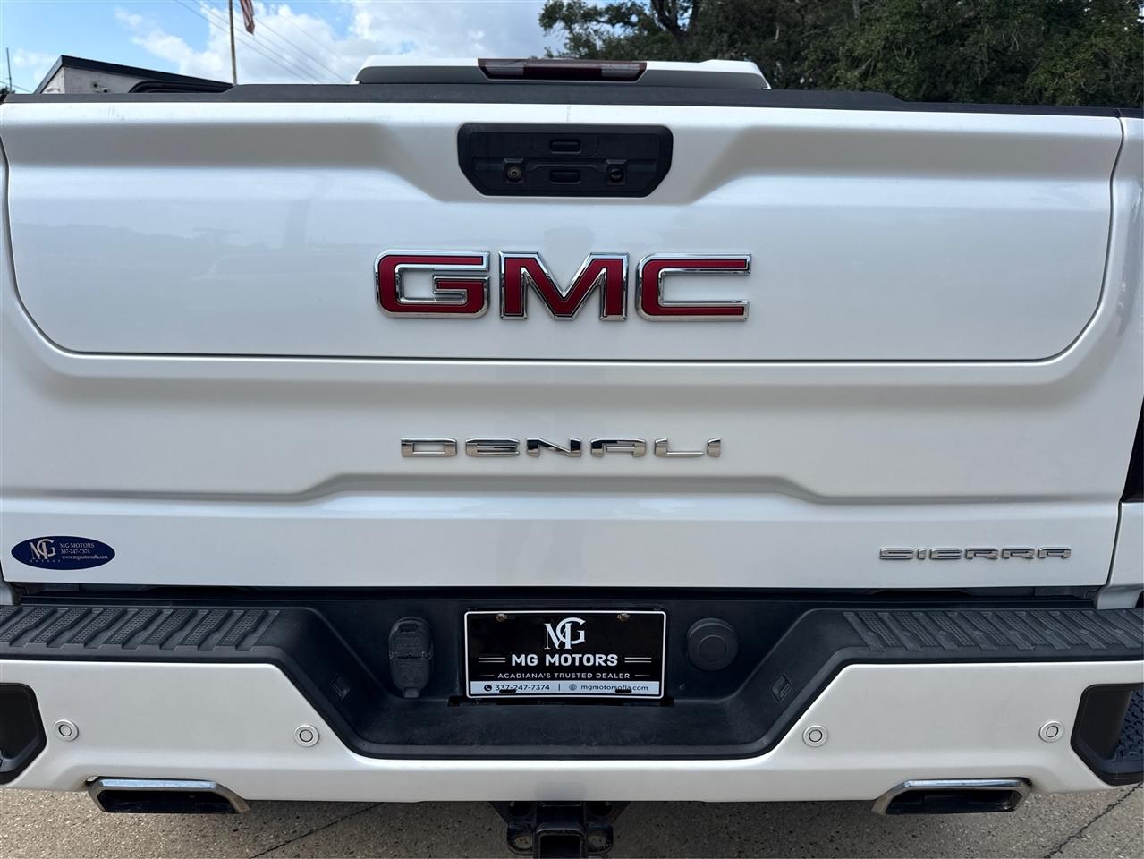 GMC Sierra 1500 4WD Crew Cab 147" Denali 2020