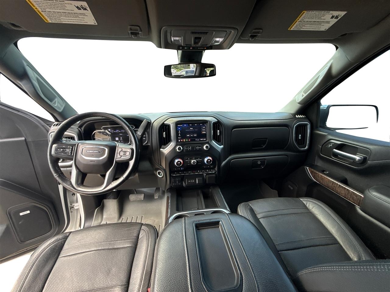 GMC Sierra 1500 4WD Crew Cab 147" Denali 2020