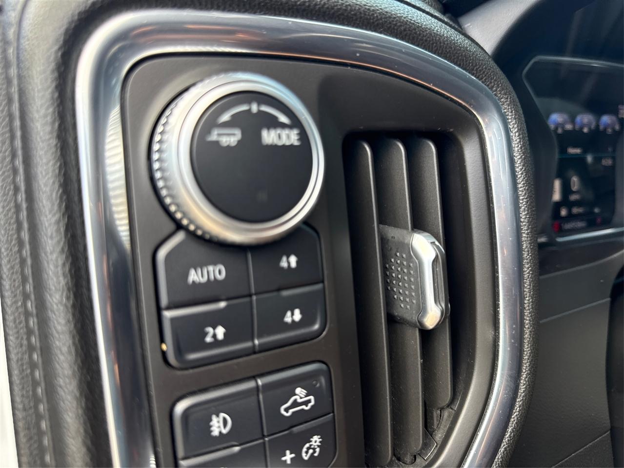 GMC Sierra 1500 4WD Crew Cab 147" Denali 2020