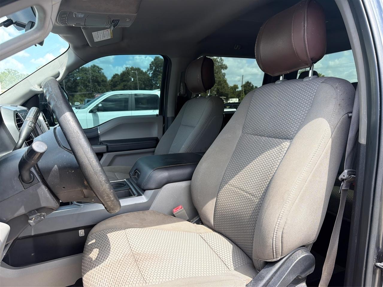 Ford Super Duty F-250 SRW XLT 4WD Crew Cab 8' Box 2019